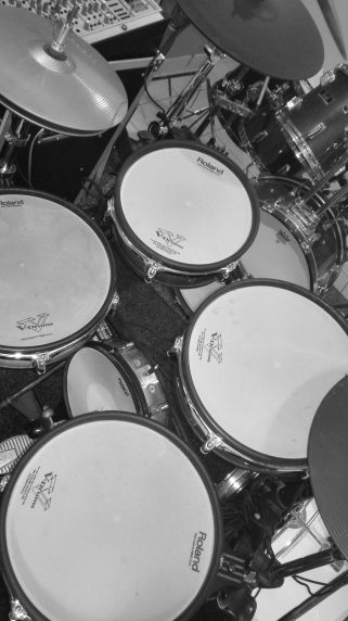 Roland drums